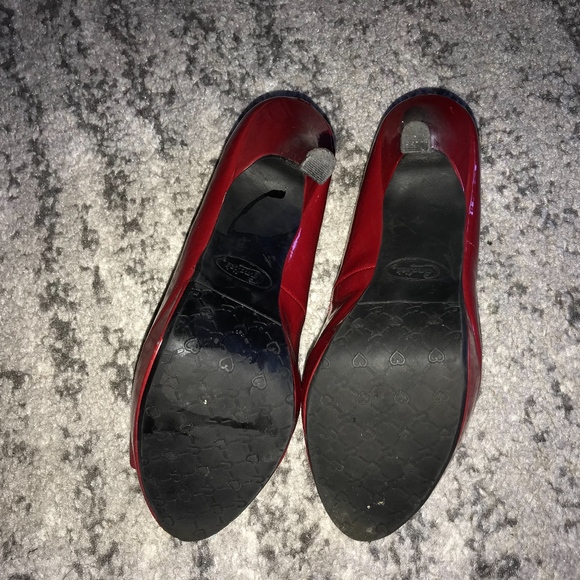 Heels - Picture 3 of 4